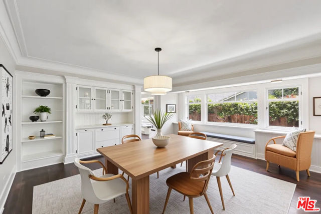 1324 N Orange Grove Avenue, West Hollywood CA: https://media.crmls.org/mediaz/15ab2a54-316e-48d5-af06-707603c35a86.jpg