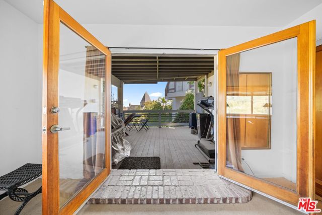 3162 Durand Drive, Los Angeles CA: https://media.crmls.org/mediaz/15ac03cf-e7c6-4f0d-baa4-d099c2124942.jpg