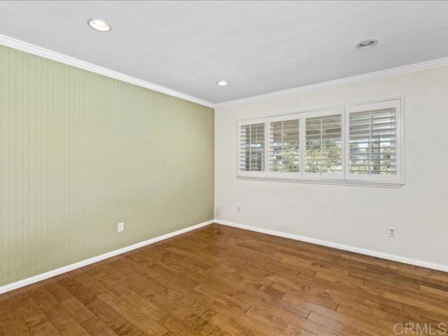 1051 La Reina, San Marcos CA: https://media.crmls.org/mediaz/15ac2d2e-7734-47a4-83fa-c26ae42642f0.jpg
