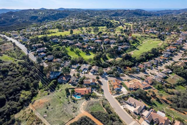 Detail Gallery Image 43 of 48 For 11000 Meadow Glen Way East, Escondido,  CA 92026 - 3 Beds | 2/1 Baths