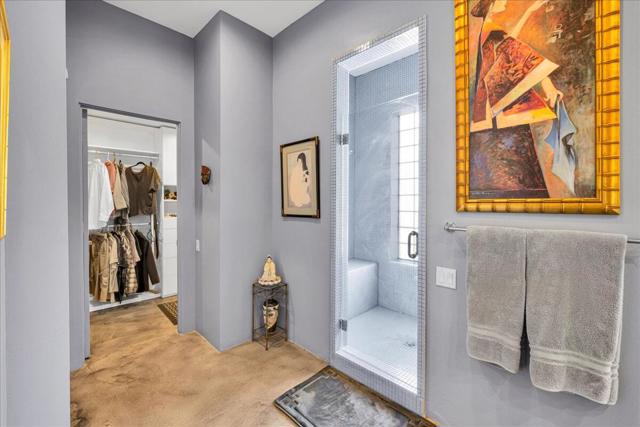 39061 Bel Air Drive, Cathedral City CA: https://media.crmls.org/mediaz/15ada8d4-b5ec-48b6-91a6-15de133d58c4.jpg