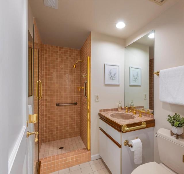 111 W 3rd Avenue, San Mateo CA: https://media.crmls.org/mediaz/15adb85c-b5f9-471b-8d9b-fd4678939a18.jpg