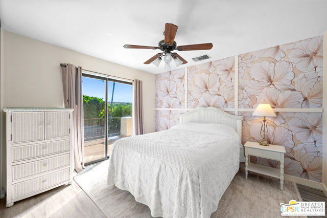 28220 Horizon Road, Cathedral City CA: https://media.crmls.org/mediaz/15adbc67-ebb5-4b5b-82f6-ce83db328a0a.jpg