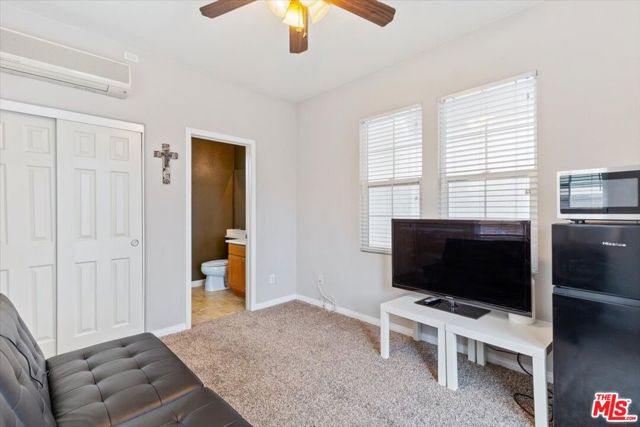 Image 31 of 39 For 7915 Saddletree Court