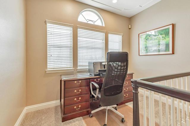 560 Tevis Trail, Hollister CA: https://media.crmls.org/mediaz/15ae625b-086b-4df0-980b-37160e59931a.jpg