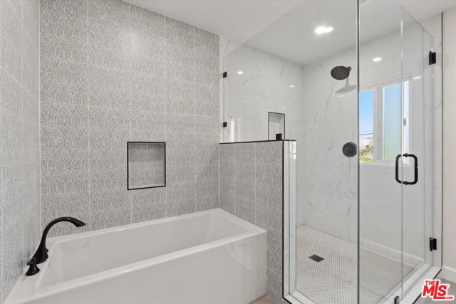 584 W 10th Street, San Pedro CA: https://media.crmls.org/mediaz/15aed4a4-78d1-445c-911d-42dc33fa11db.jpg