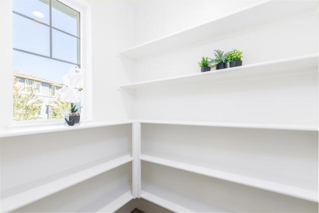 733 E Evelyn Avenue, Sunnyvale CA: https://media.crmls.org/mediaz/15af681f-5b86-4293-9e98-dececa447f73.jpg