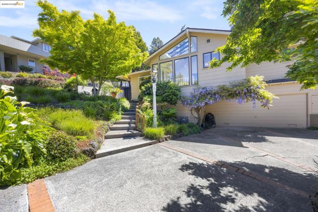 38 La Salle Ave, Piedmont CA: https://media.crmls.org/mediaz/15b0dabc-4847-4701-ab7c-dfe0074ea271.jpg