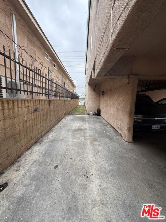 8307 S Figueroa Street, Los Angeles CA: https://media.crmls.org/mediaz/15b0e0d4-5d1f-48cd-93de-16e0baa9ebd9.jpg
