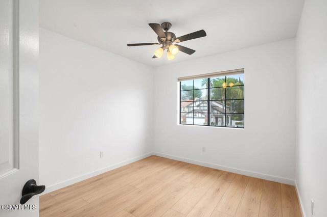 4139 Lost Springs Drive, Agoura Hills CA: https://media.crmls.org/mediaz/15b35fb0-1bb2-44db-8769-03ae71ff287f.jpg