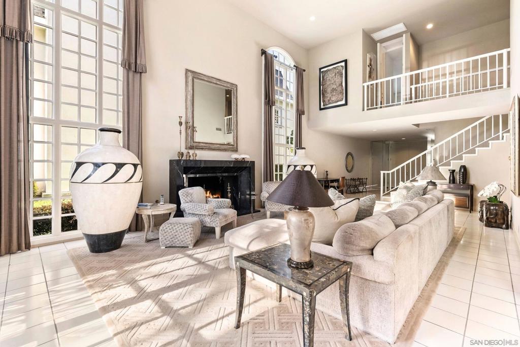 7437 Avenida De Palais - photo 3