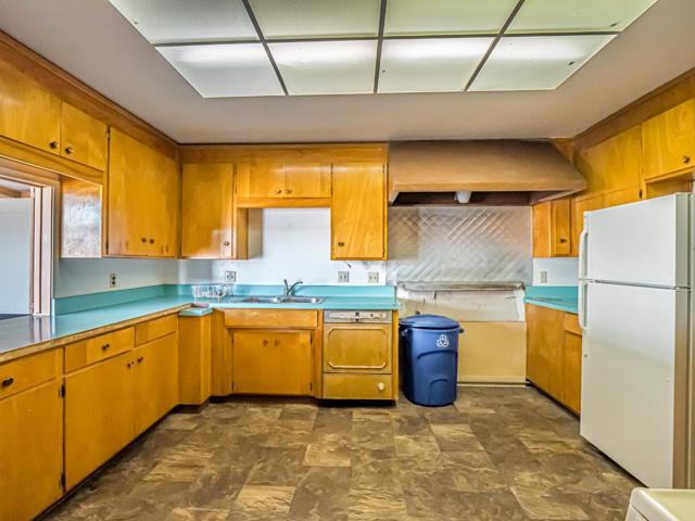 49 Blanca Lane, Watsonville CA: https://media.crmls.org/mediaz/15b4ef4d-faee-4018-907d-17fb9b592d97.jpg