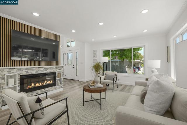 1133 Golden Rain Road, Walnut Creek CA: https://media.crmls.org/mediaz/15b77cab-a413-4ce8-aa0a-7c05f62b6e08.jpg