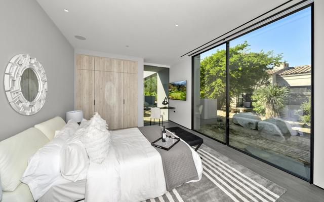 Image 28 of 46 For 74305 Desert Oasis Trail