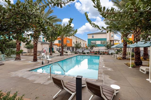 1855 Montage Ave, Chula Vista CA: https://media.crmls.org/mediaz/15b97331-feea-4563-ba8e-99f3aa69f628.jpg