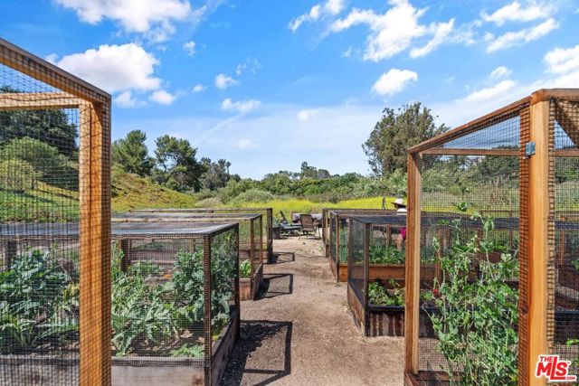 Drew Fenton | 99 Paradise Cove Road Malibu CA | MLS: 7290100