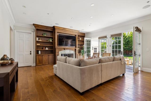 125 Stonepine Road, Hillsborough CA: https://media.crmls.org/mediaz/15b9cb9c-e970-43c8-b6e6-851b0986001d.jpg