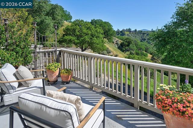 Image 11 of 55 For 2886 Saklan Indian Dr