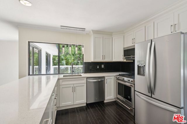 26 Ardor Drive, Orinda CA: https://media.crmls.org/mediaz/15ba10f3-fb37-4e0c-8f86-ac5393352ef9.jpg