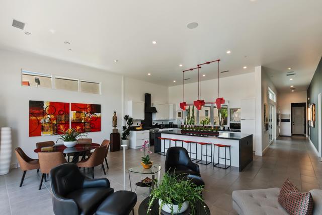 885 Fountain Drive, Palm Springs CA: https://media.crmls.org/mediaz/15ba2125-0e50-413e-8c58-24b31c926730.jpg