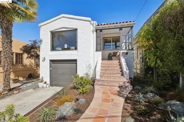 1509 Francis St, Albany CA: https://media.crmls.org/mediaz/15bacb07-9176-43dd-901c-37fe38e4e780.jpg