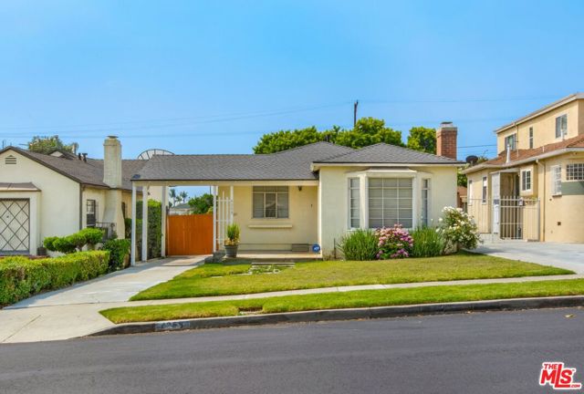 4258 58th Place, Los Angeles, California 90043, 3 Bedrooms Bedrooms, ,2 BathroomsBathrooms,Single Family Residence,For Sale,58th,24413925