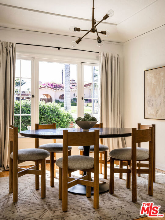 1612 S Ogden Drive, Los Angeles CA: https://media.crmls.org/mediaz/15bc5fc3-1fa1-459c-8167-89aec3973b57.jpg