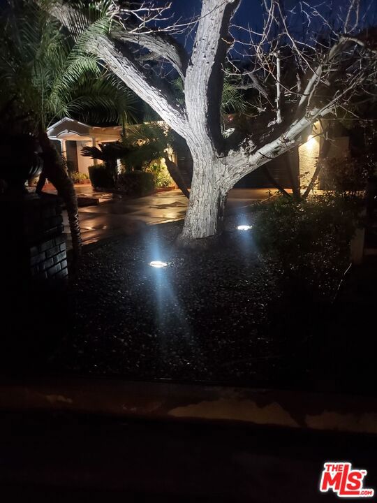 5159 Sophia Avenue, Encino CA: https://media.crmls.org/mediaz/15bcca7d-6a68-4ad0-af9c-d67b6e7ed318.jpg