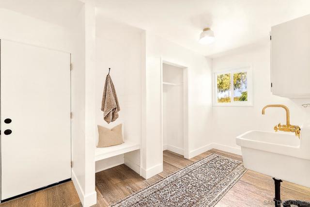 38795 Harris Truck Trail, Fallbrook CA: https://media.crmls.org/mediaz/15be5cc5-746f-4dca-91e1-f82163ce2f79.jpg