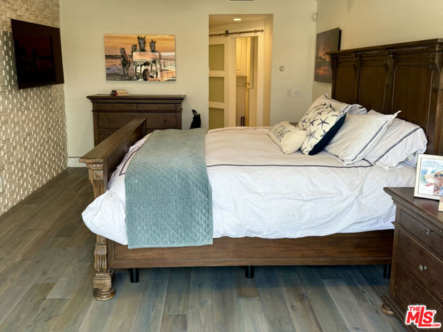 2031 Peninsula Road, Oxnard CA: https://media.crmls.org/mediaz/15be7adb-7860-40b3-9931-5cc864047d5e.jpg