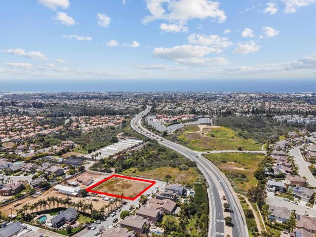 1587 Triton St, Carlsbad CA: https://media.crmls.org/mediaz/15bead50-d7cf-425d-9ea3-086b3df4a40e.jpg