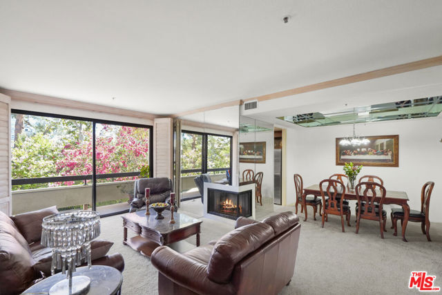 2102 Century Park Lane, Los Angeles CA: https://media.crmls.org/mediaz/15bf2ba4-0f45-4308-8ed1-2a7553a85294.jpg