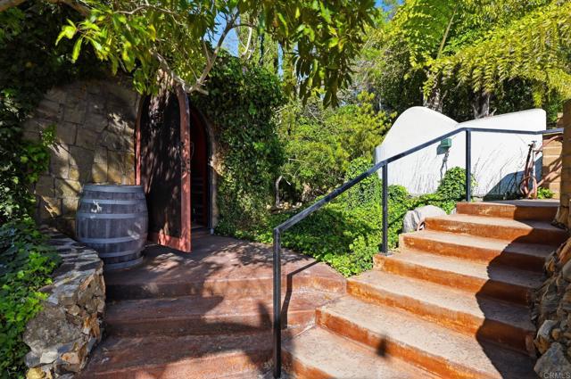 Image 49 of 75 For 3250 Venado Street