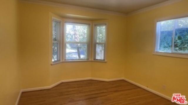 1903 S Westgate Avenue, Los Angeles CA: https://media.crmls.org/mediaz/15bfddb4-0465-4d78-a139-0a8a95f063e1.jpg