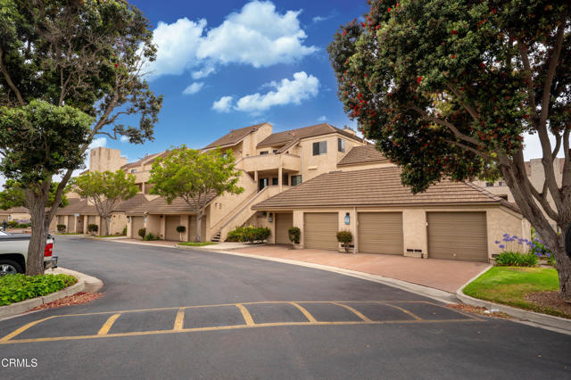 Detail Gallery Image 3 of 42 For 558 Terrace View Pl, Port Hueneme,  CA 93041 - 2 Beds | 2 Baths