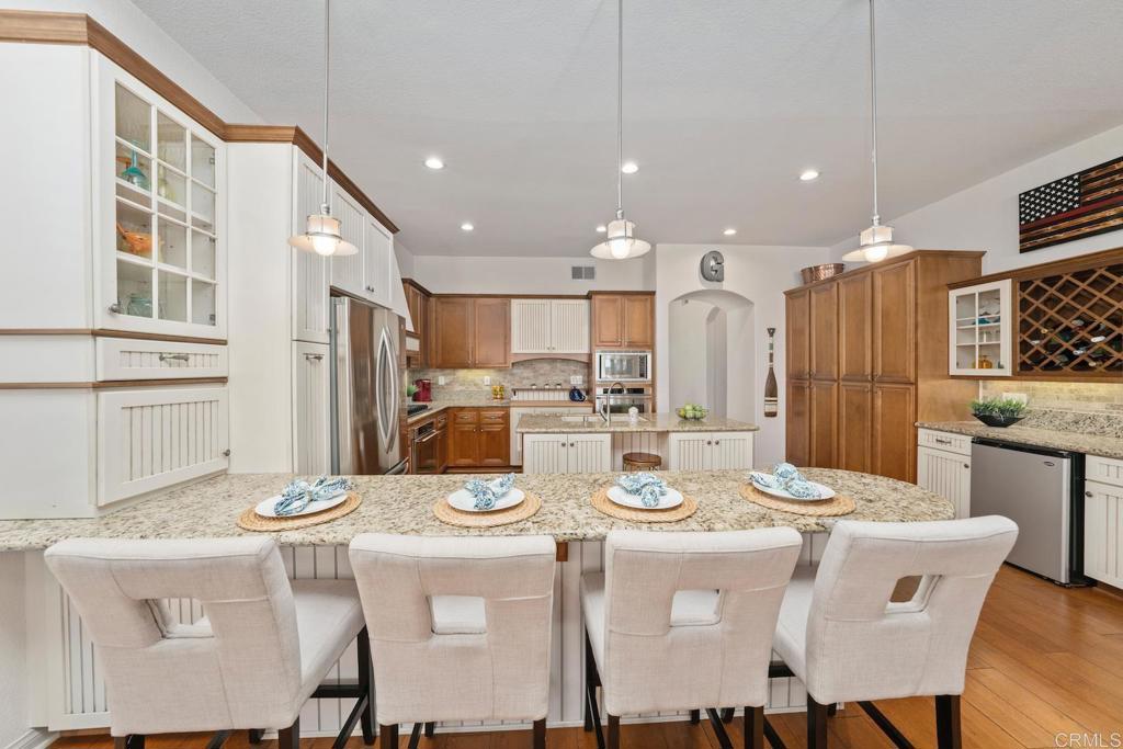 1254 Mariposa Road - photo 6