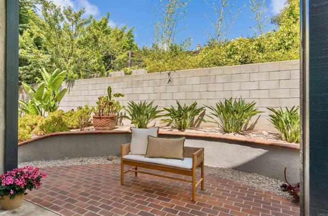 Detail Gallery Image 53 of 64 For 1669 Burgundy Rd., Encinitas,  CA 92024 - 6 Beds | 3/2 Baths