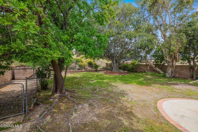 6930 Lafayette Street, Moorpark CA: https://media.crmls.org/mediaz/15c31823-f6a6-4807-8a32-c50a99d31fba.jpg