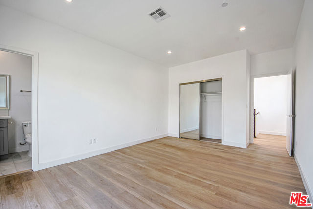 1923 Carmona Avenue, Los Angeles CA: https://media.crmls.org/mediaz/15c3462f-547e-404c-bddb-55d93f04fd44.jpg