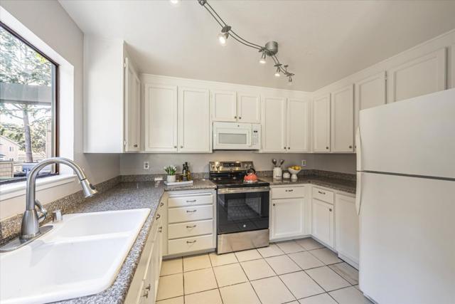 Image 13 of 47 For 388 Union Avenue B