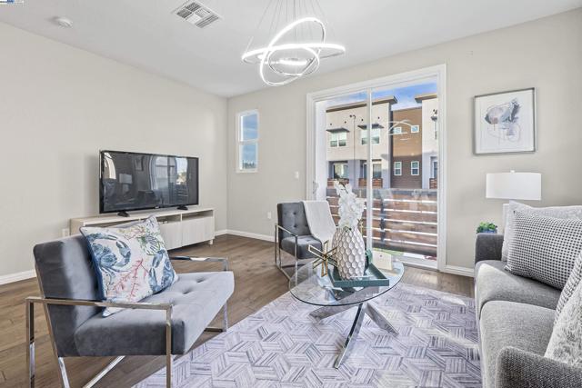 37336 Duckling Ter, Fremont CA: https://media.crmls.org/mediaz/15c585ee-b9f4-4853-b5e5-c815780e8ecb.jpg
