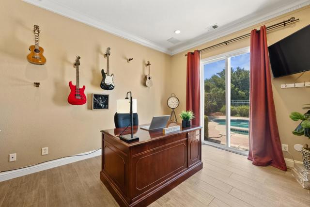 Image 27 of 83 For 5930 Gleneagles Circle