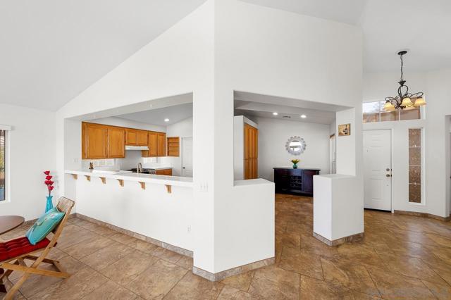 2617 LOBELIA RD, Alpine CA: https://media.crmls.org/mediaz/15c62ab8-59ad-4c84-ab36-1cd93ff7daa3.jpg