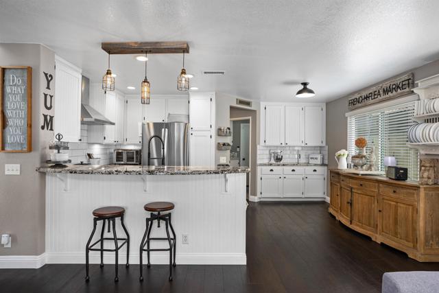 Detail Gallery Image 17 of 29 For 1846 Corte Pulsera, Oceanside,  CA 92056 - 3 Beds | 2/1 Baths