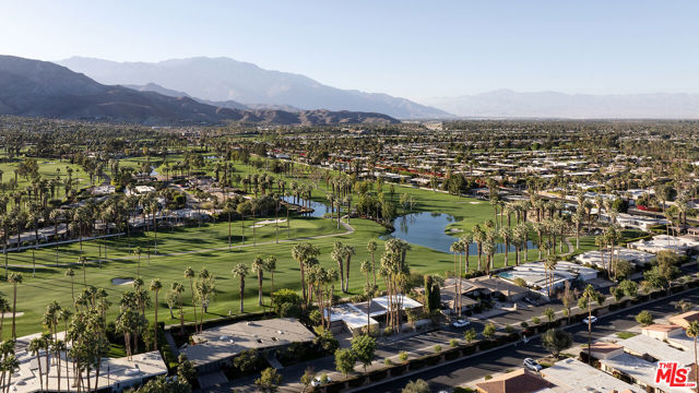 40281 Sand Dune Road, Rancho Mirage CA: https://media.crmls.org/mediaz/15c8e977-556c-4b33-b603-94bb92dd864b.jpg