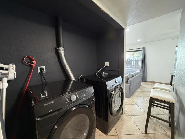 Detail Gallery Image 10 of 24 For 1691 Melrose Ave #F,  Chula Vista,  CA 91911 - 3 Beds | 2 Baths