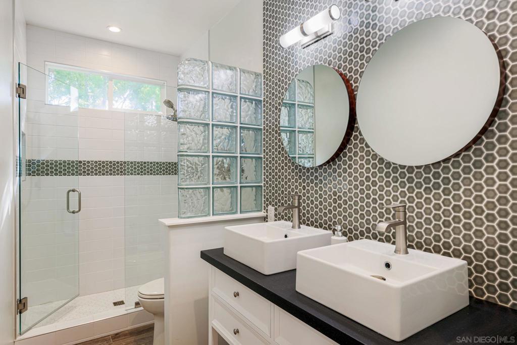 MLS #250033578SD img 29