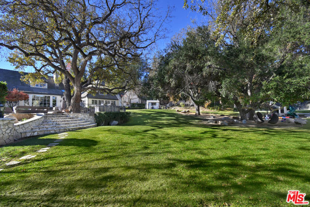 29105 Old Mill Creek, Agoura Hills CA: https://media.crmls.org/mediaz/15c94b24-ffdc-4d7a-98ae-f5b0623c4bce.jpg