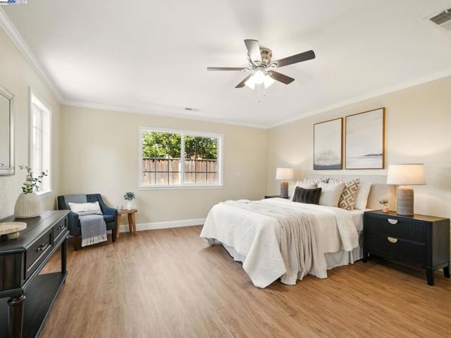 33537 Bardolph Cir, Fremont CA: https://media.crmls.org/mediaz/15cca822-5bad-41ac-95a8-e12c8ac98eee.jpg