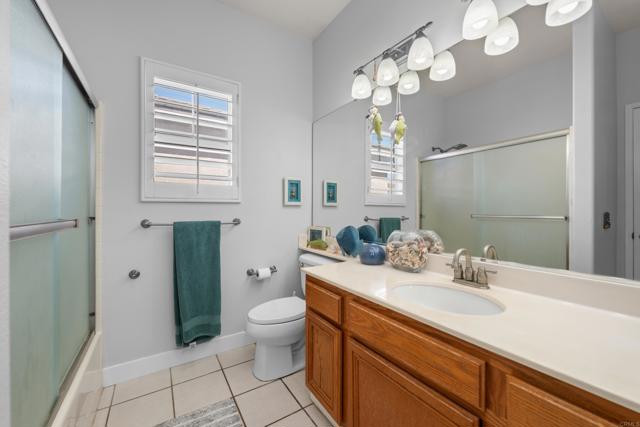 210 Belflora Way, Oceanside CA: https://media.crmls.org/mediaz/15ccd48a-ff5a-41b9-98b8-2a4c04722b7e.jpg